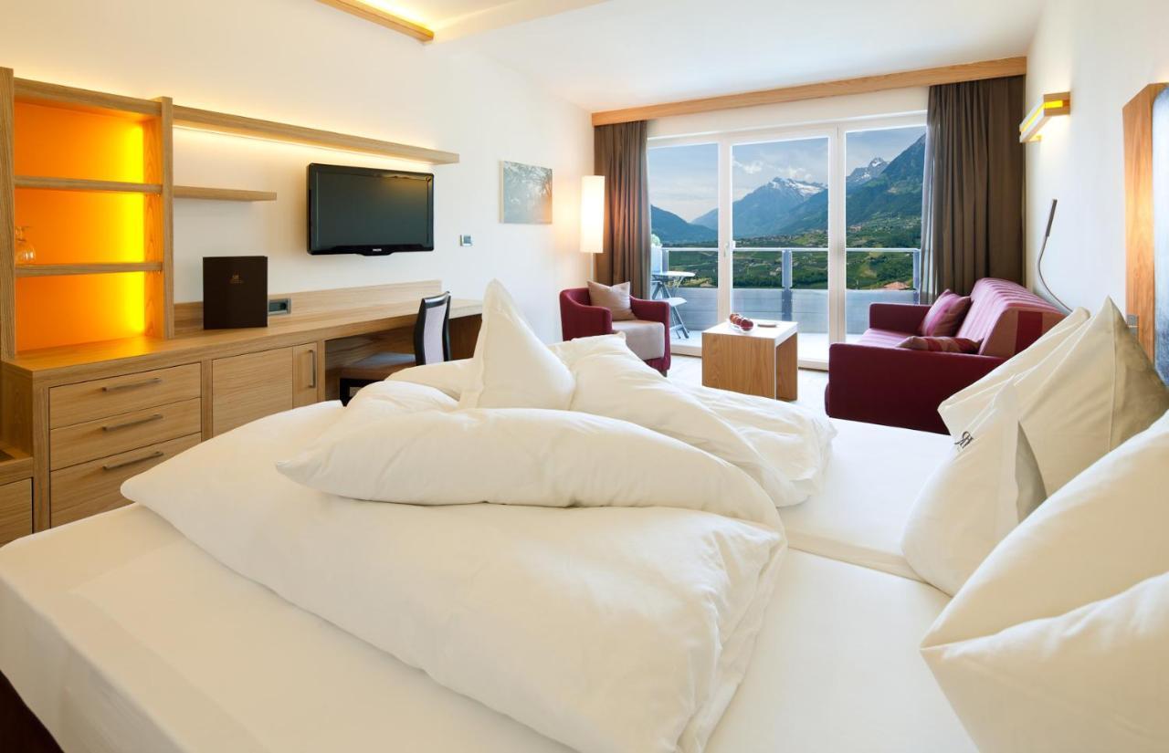 Hotel Resmairhof Schenna Εξωτερικό φωτογραφία