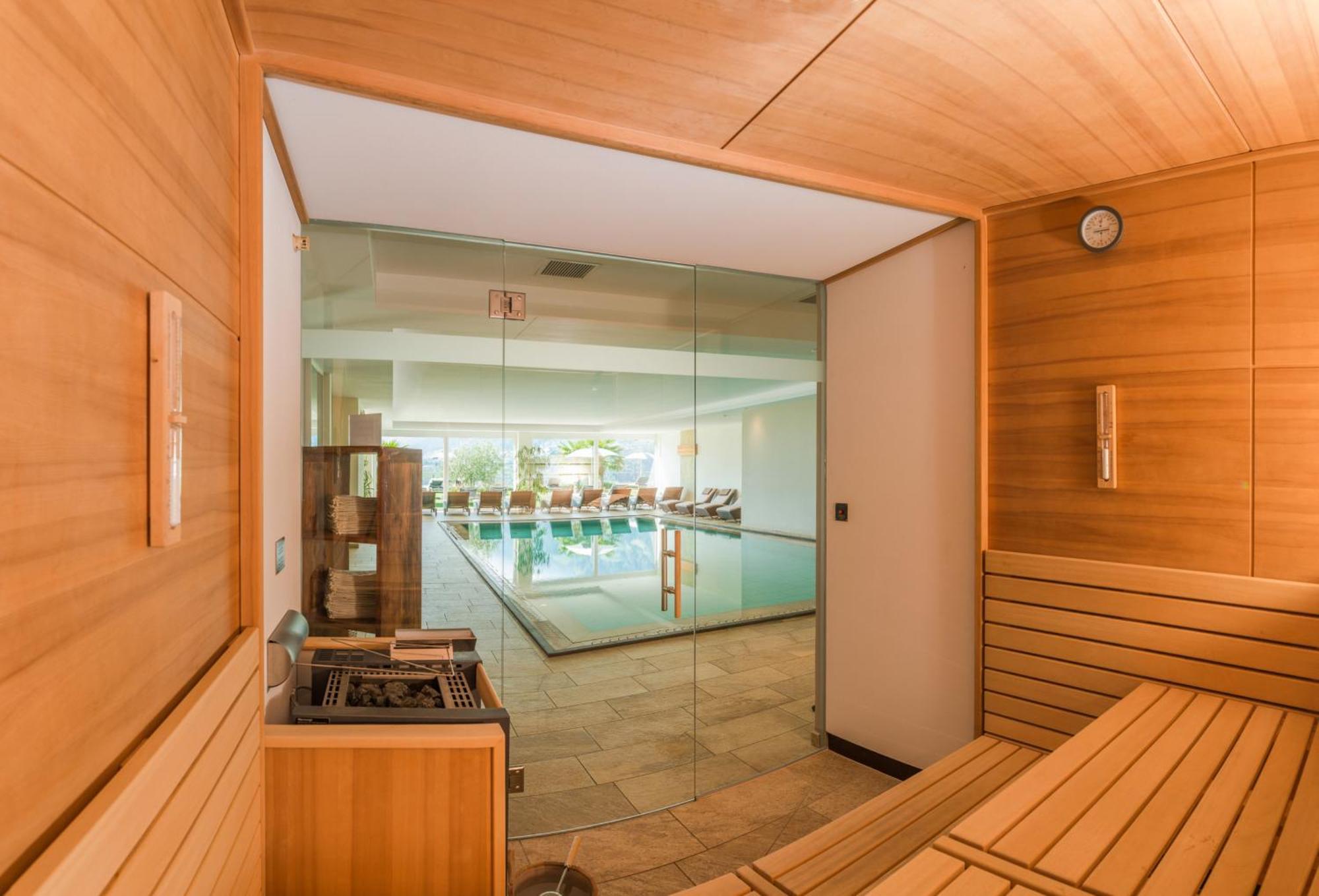 Hotel Resmairhof Schenna Εξωτερικό φωτογραφία